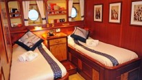 OFELIA -  Twin Cabin